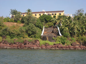 Tiracol Fort